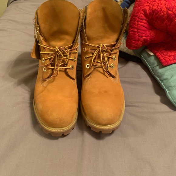 Timberlands - Picture 3 of 3